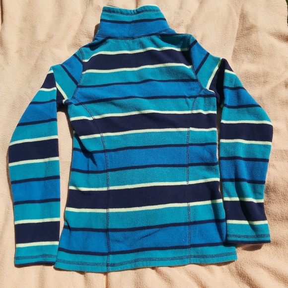 Old Navy Performance Fleece 1/4-zip - Picture 2 of 3